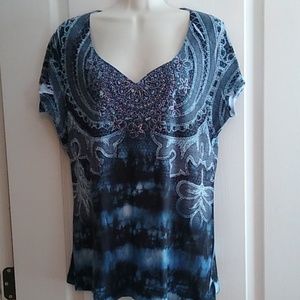 B.L.E.U. pretty embellished top size XL